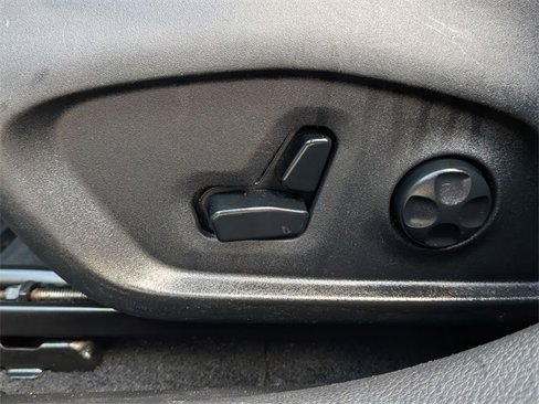 Used 2019 Jeep Compass Latitude w/ Popular Equipment Group image 13