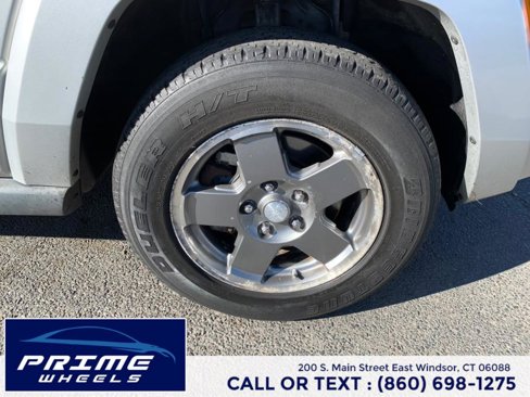 Used 2007 Jeep Commander Sport image 26