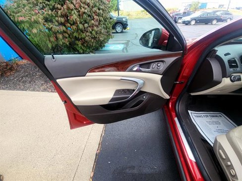 Used 2015 Buick Regal Premium w/ Experience Buick Package image 22