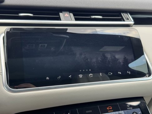 Used 2019 Land Rover Range Rover Velar R-Dynamic HSE image 51