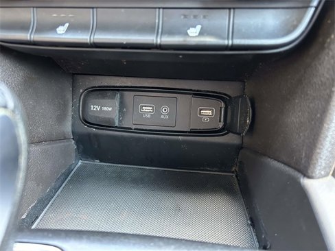 Used 2019 Hyundai Santa Fe SEL image 24