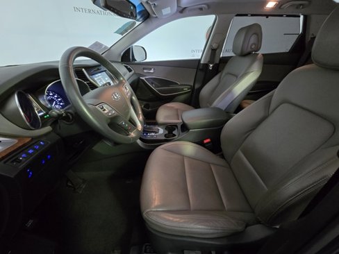 Used 2017 Hyundai Santa Fe Limited image 11