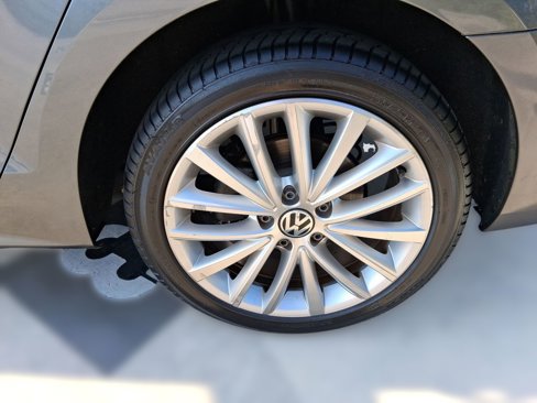 Used 2012 Volkswagen Jetta SEL image 11