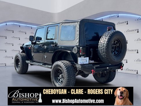 Used 2014 Jeep Wrangler Unlimited Sahara w/ Dual Top Group image 11