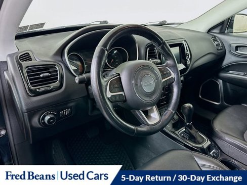 Certified 2020 Jeep Compass Latitude image 11