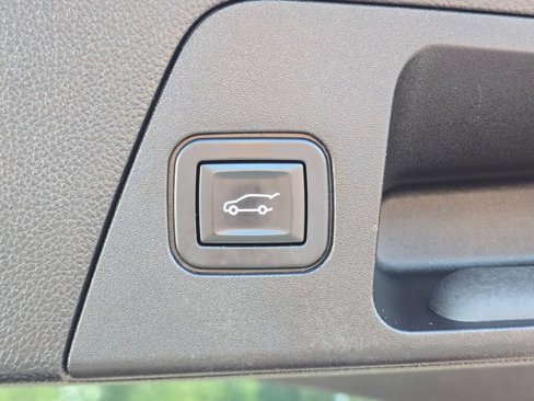 Used 2019 Buick Envision Essence image 18