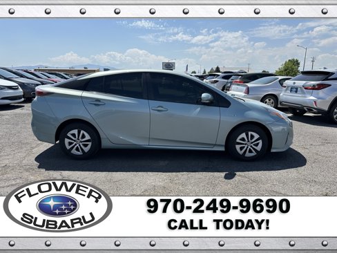 Used 2018 Toyota Prius One image 8
