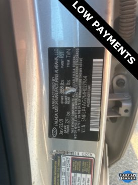Used 2021 Hyundai Elantra Limited image 9
