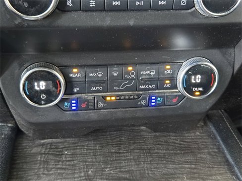 Used 2019 Ford Expedition Max Limited image 15