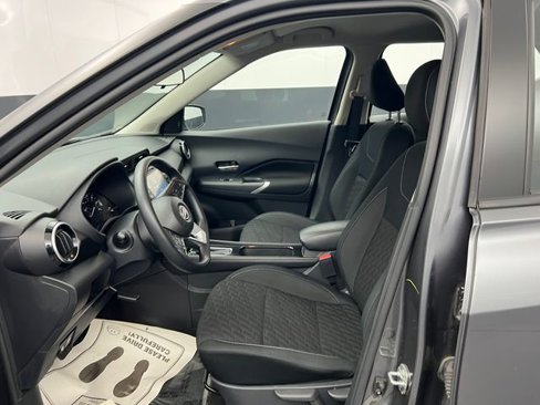 Used 2022 Nissan Kicks SV image 21