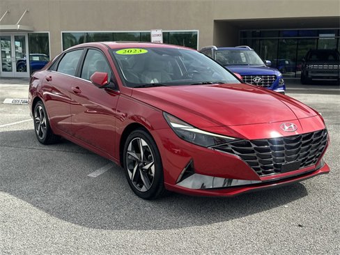 Certified 2023 Hyundai Elantra Limited image 4