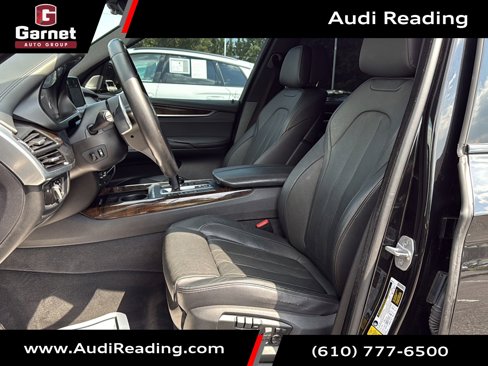 Used 2017 BMW X5 xDrive50i image 9