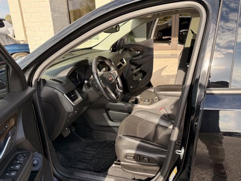 Used 2019 GMC Terrain Denali w/ Advanced Safety Package image 13