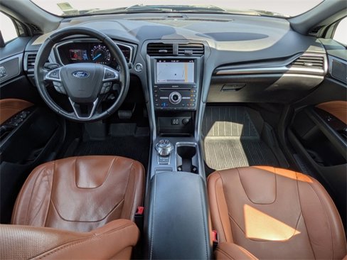 Used 2019 Ford Fusion Titanium image 26