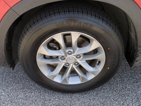 Used 2019 Hyundai Santa Fe SEL image 10