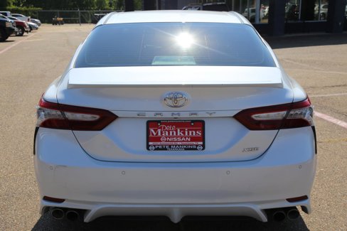 Used 2018 Toyota Camry XSE image 5