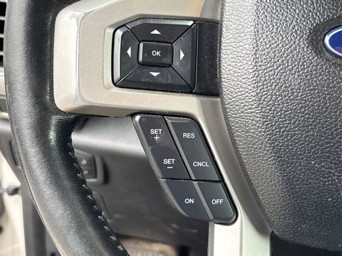 Used 2018 Ford F150 Lariat image 33