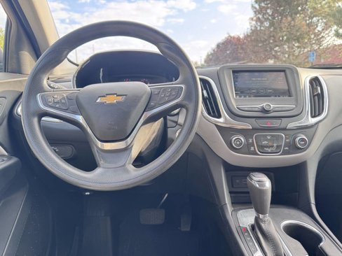 Used 2019 Chevrolet Equinox LS w/ LPO, Floor Liner Package image 10