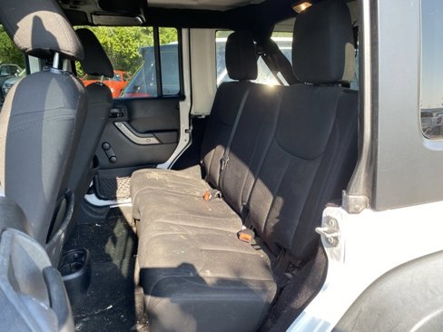 Used 2015 Jeep Wrangler Unlimited Sport image 21