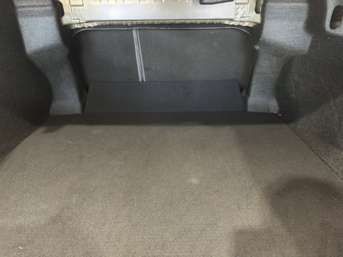 Used 2018 Toyota Camry LE image 17