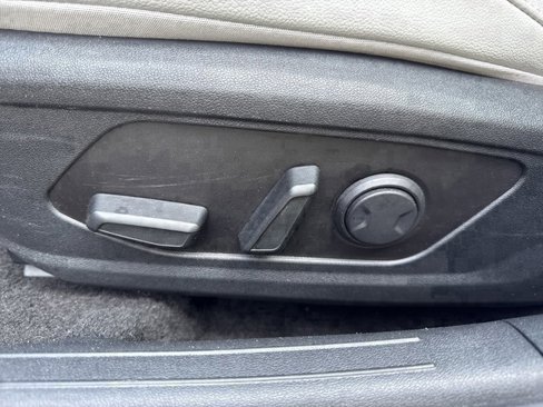 Certified 2023 Hyundai Elantra Limited image 22