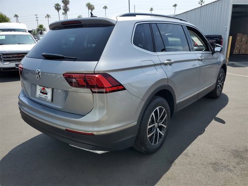 Used 2021 Volkswagen Tiguan SE image 4