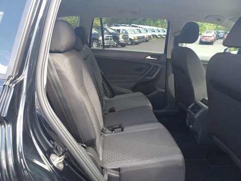 Used 2021 Volkswagen Tiguan S image 14