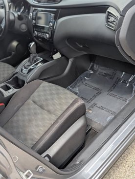 Used 2020 Nissan Rogue Sport SV w/ All-Weather Package image 4