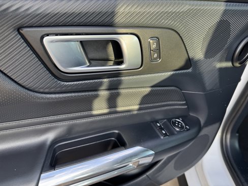 Used 2024 Ford Mustang Premium image 11