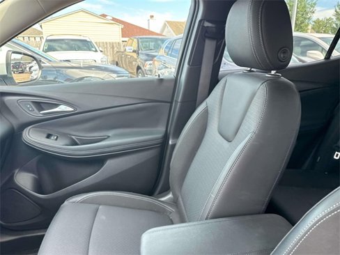 Used 2022 Buick Encore GX Select w/ Sport Touring Package image 20
