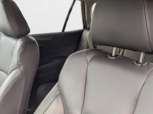 Used 2024 Subaru Outback Limited image 30