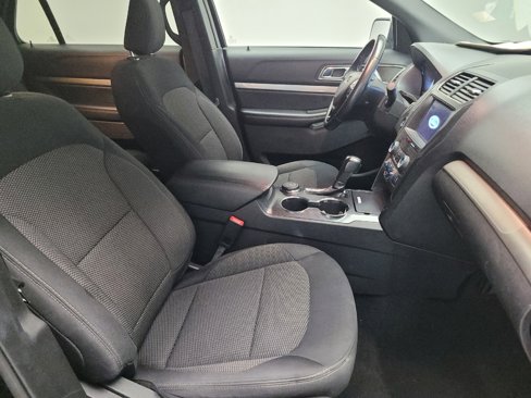 Used 2019 Ford Explorer XLT w/ Equipment Group 201A image 21