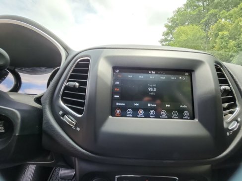 Used 2021 Jeep Compass Latitude w/ Convenience Group image 18