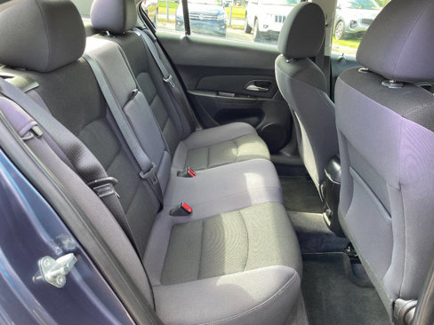 Used 2014 Chevrolet Cruze LT w/ Technology Package image 31