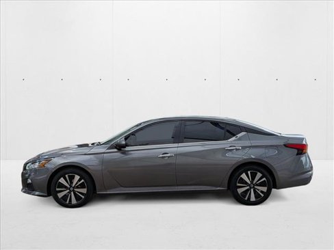 Used 2021 Nissan Altima 2.5 SV image 8