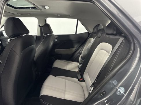 New 2025 Hyundai Venue SEL image 20