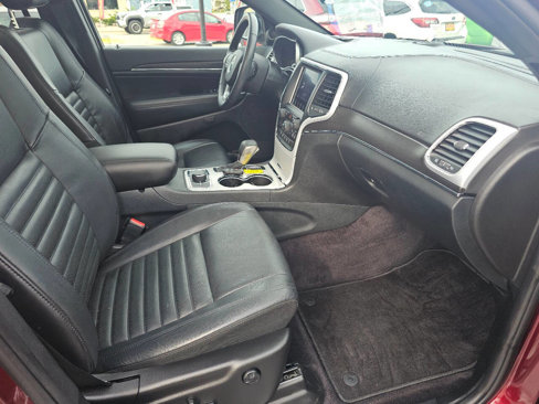 Used 2018 Jeep Grand Cherokee Limited image 25