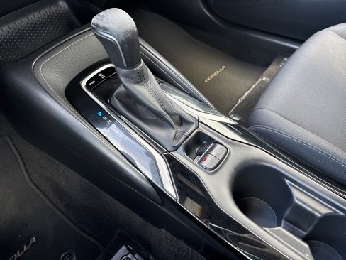 Used 2020 Toyota Corolla SE image 18