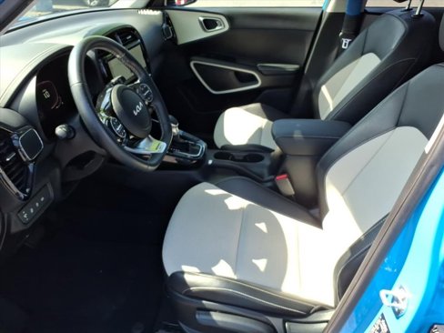 Used 2023 Kia Soul GT-Line image 10