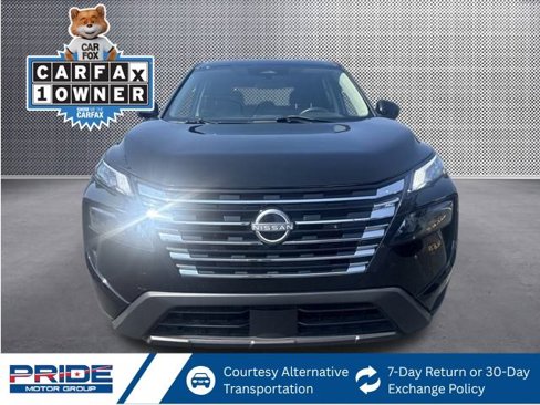 Used 2024 Nissan Rogue SV image 9