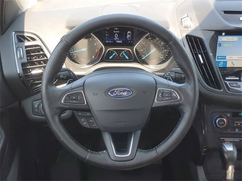 Used 2017 Ford Escape Titanium image 30