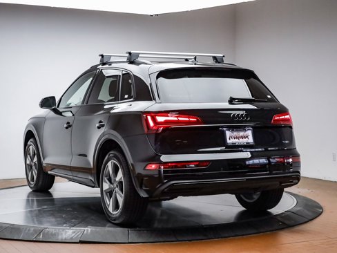 Certified 2024 Audi Q5 2.0T Premium Plus image 9