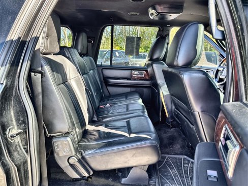 Used 2015 Lincoln Navigator L 4WD image 25