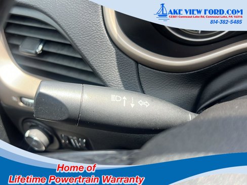 Used 2017 Jeep Cherokee Limited image 21