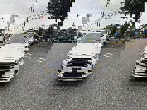 Used 2020 Ford Fusion SEL image 7