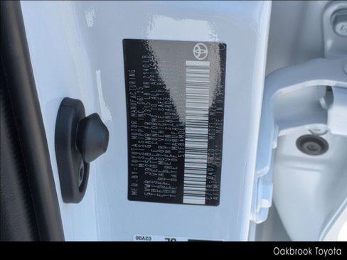 Certified 2025 Toyota Corolla LE image 32