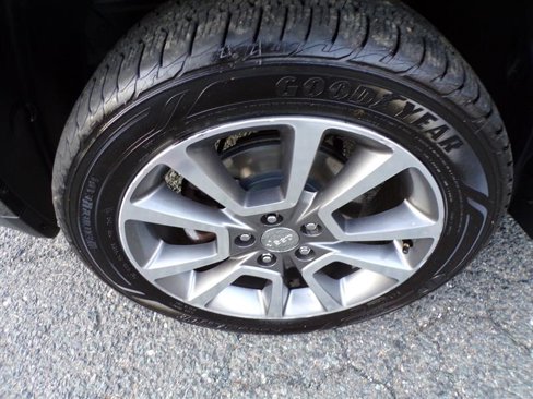 Used 2017 Jeep Compass High Altitude image 50