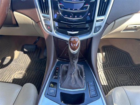 Used 2015 Cadillac SRX Luxury w/ Driver Awareness Package image 16