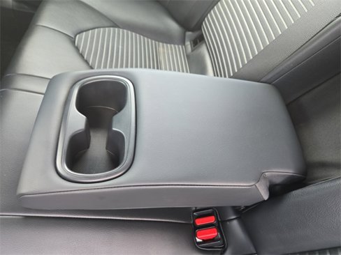Used 2023 Toyota Camry SE image 28
