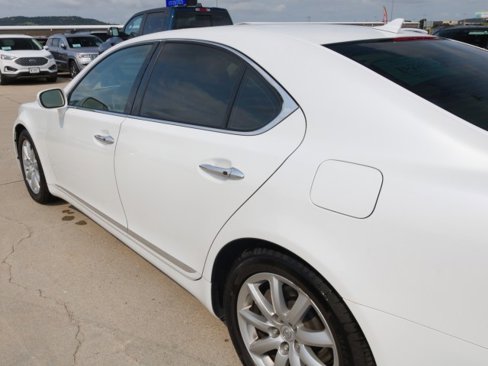 Used 2008 Lexus LS 460 Comfort image 8